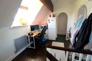 Living Area- click for photo gallery